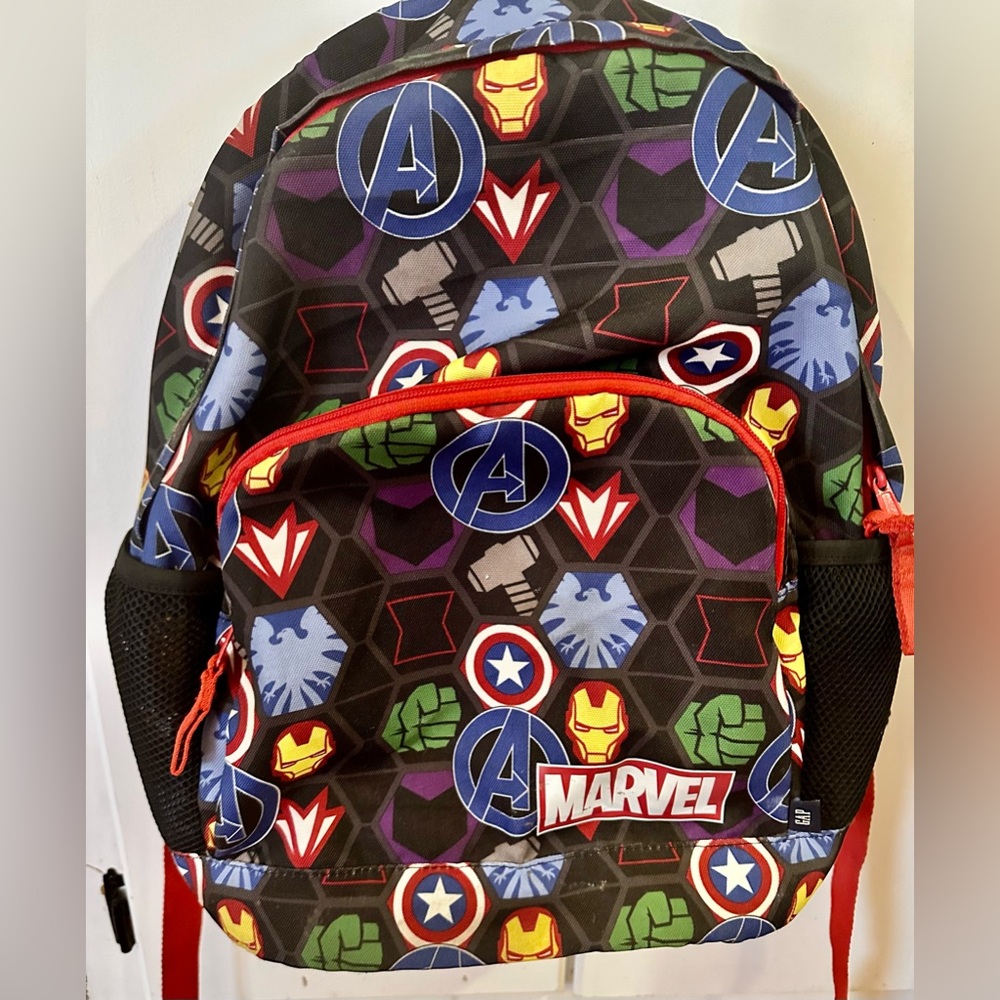 GAP avengers backpack & lunchbox